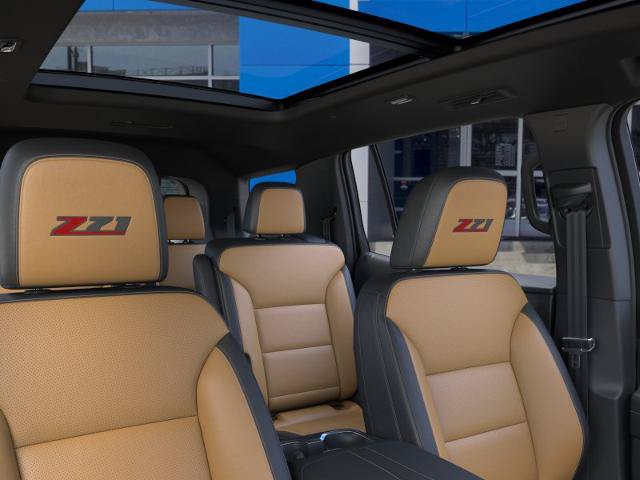 New 2027 Chevrolet Traverse Z71 w/ LPO, Floor Liner Package AWD/4WD image 48