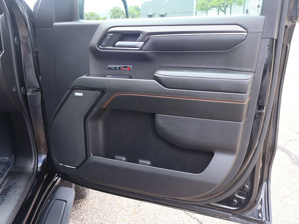 Used 2024 GMC Sierra 1500 AT4 w/ Technology Package AWD/4WD image 26
