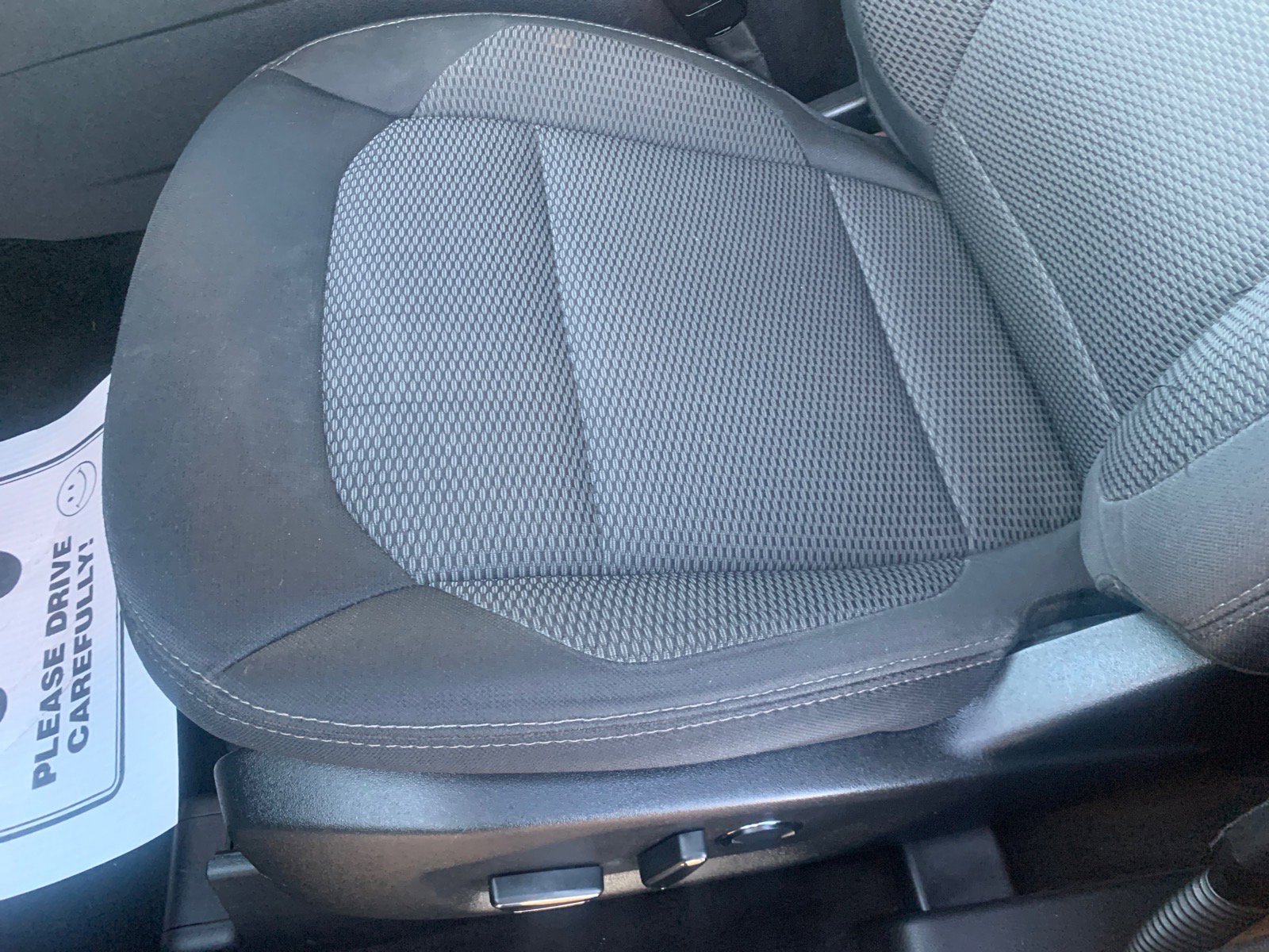 Used 2017 Ford Explorer XLT image 8