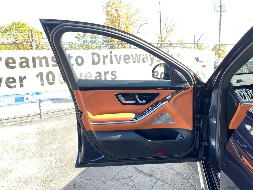 Used 2022 Mercedes-Benz S 580 4MATIC Sedan image 13