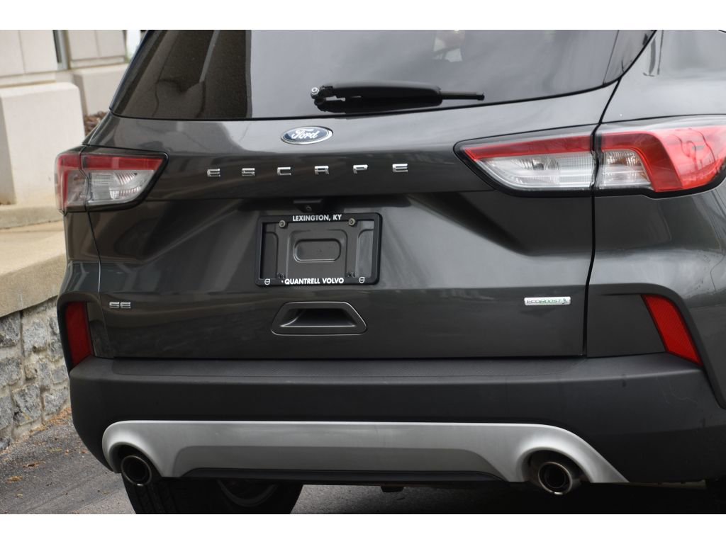 Used 2020 Ford Escape SE FWD image 25