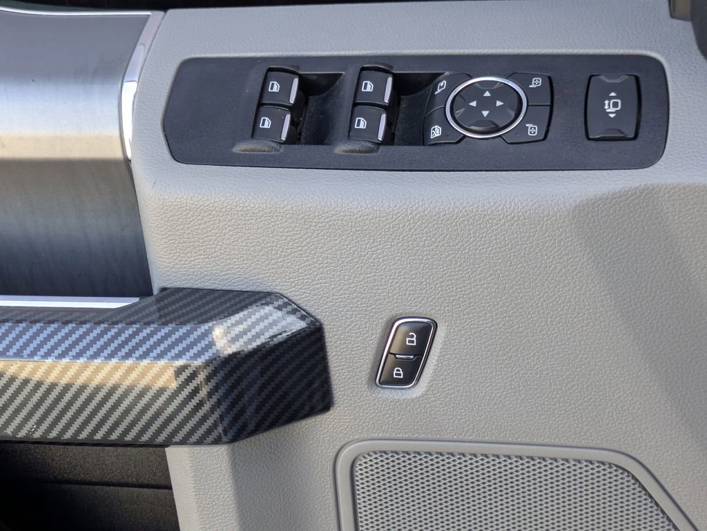 Used 2021 Ford F250 XLT w/ XLT Premium Package image 24