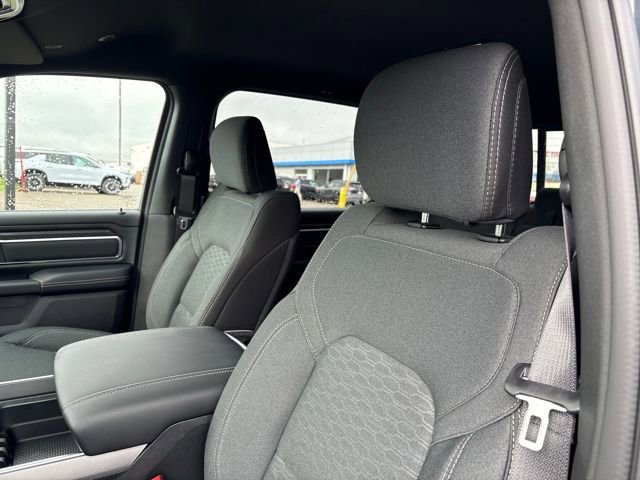 New 2026 RAM 1500 4x4 Crew Cab image 9