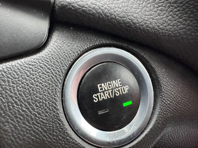 Used 2021 Chevrolet Equinox LT image 21