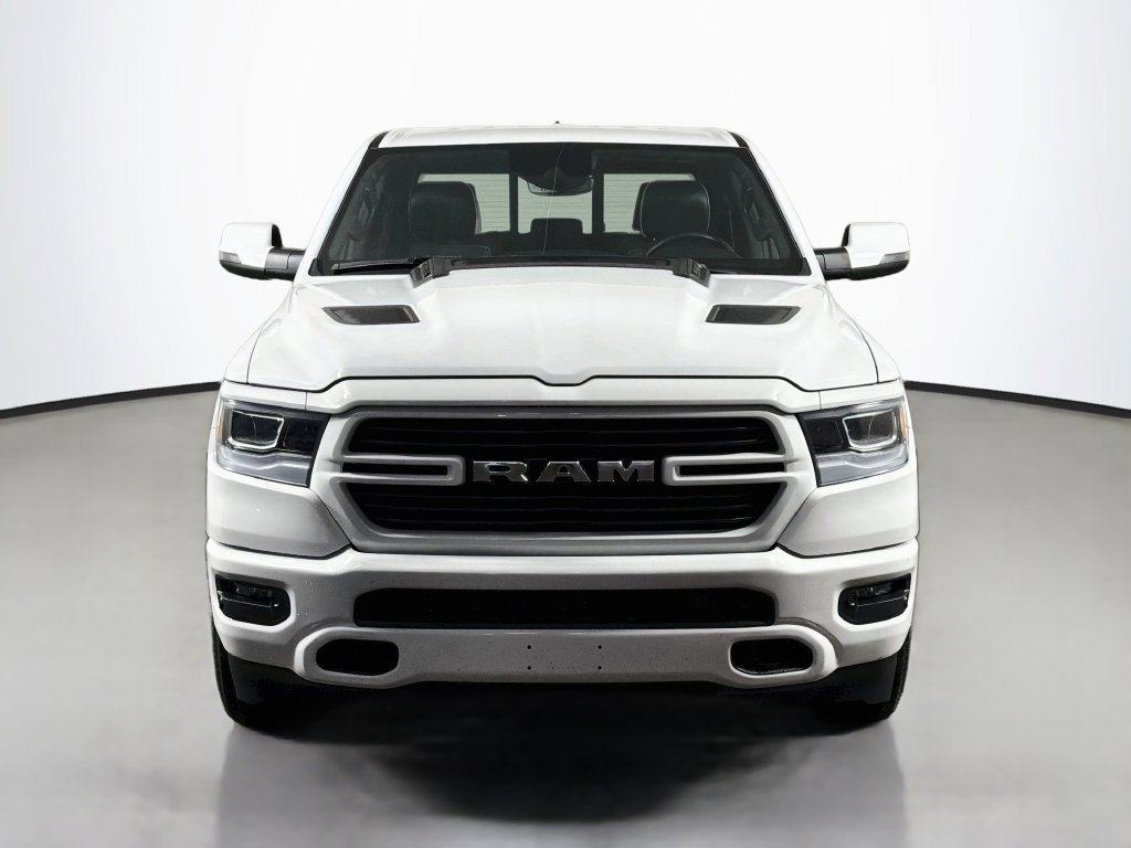 Used 2023 RAM 1500 Laramie AWD/4WD image 2