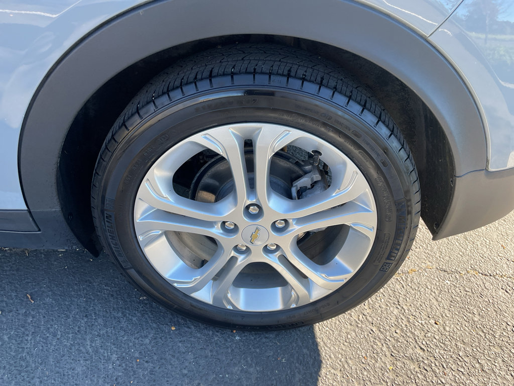 Used 2020 Chevrolet Bolt LT image 11