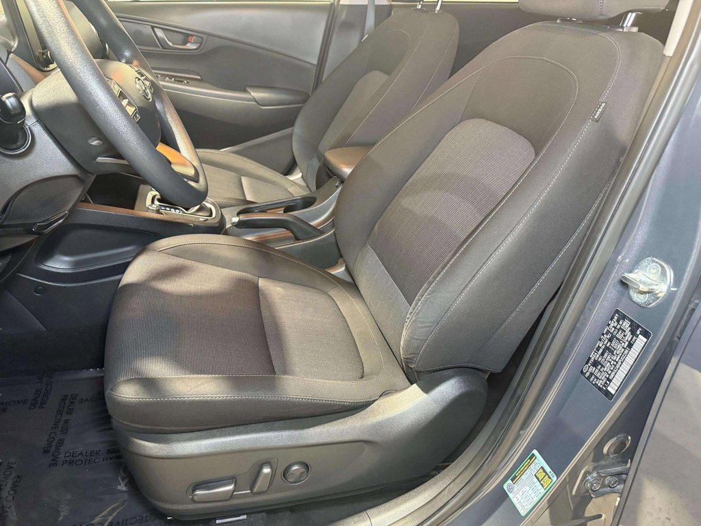 Used 2023 Hyundai Kona SEL w/ Cargo Package image 22