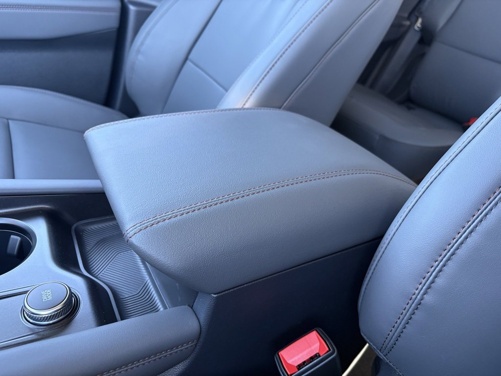New 2026 Ford Explorer Active image 14