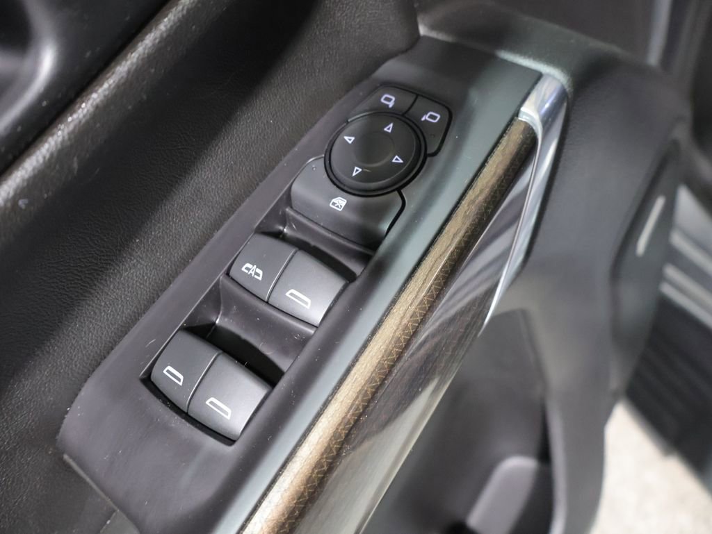 Used 2021 Chevrolet Silverado 1500 LT Trail Boss w/ Convenience Package II AWD/4WD image 18