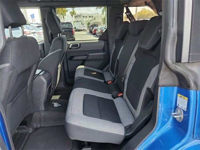 Used 2022 Ford Bronco Big Bend image 5