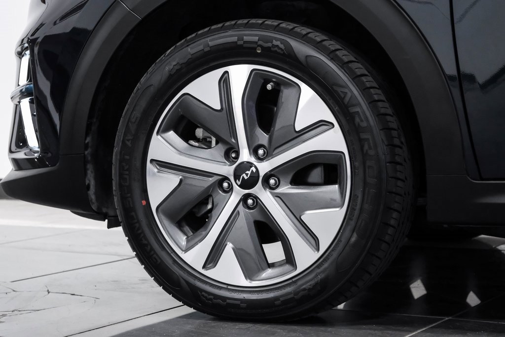 Used 2022 Kia Niro EX image 63