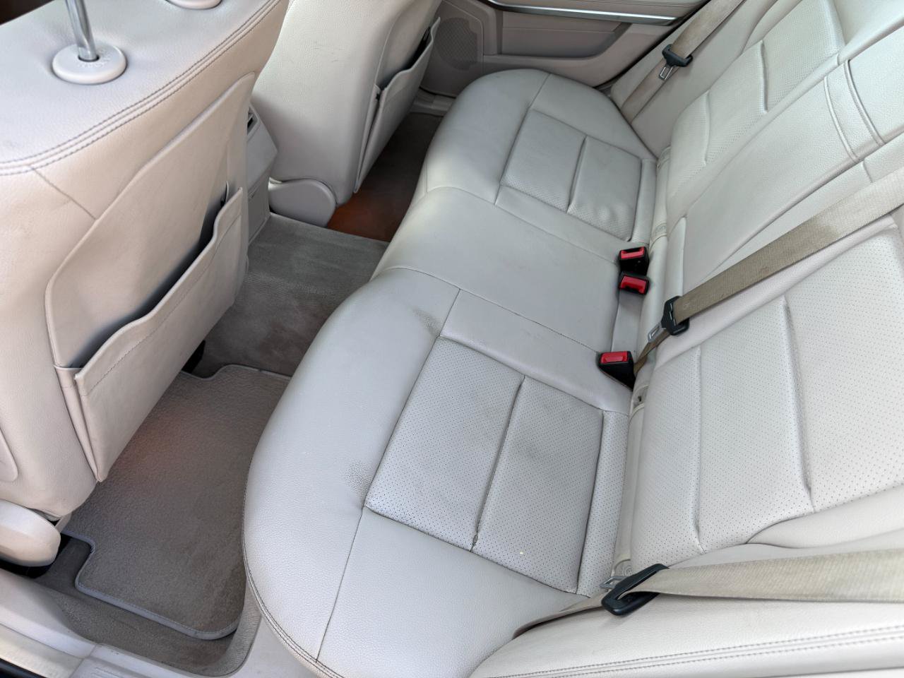 Used 2014 Mercedes-Benz E 350 4MATIC Sedan image 30