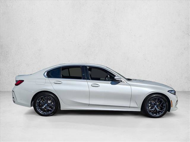 Used 2025 BMW 330i Sedan image 4