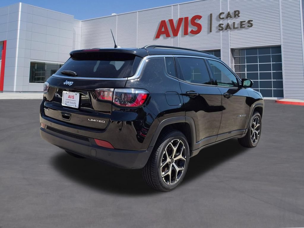 Used 2025 Jeep Compass Limited AWD/4WD image 6