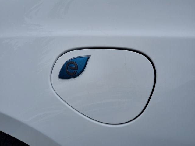 Used 2022 Chrysler Pacifica Limited FWD image 36