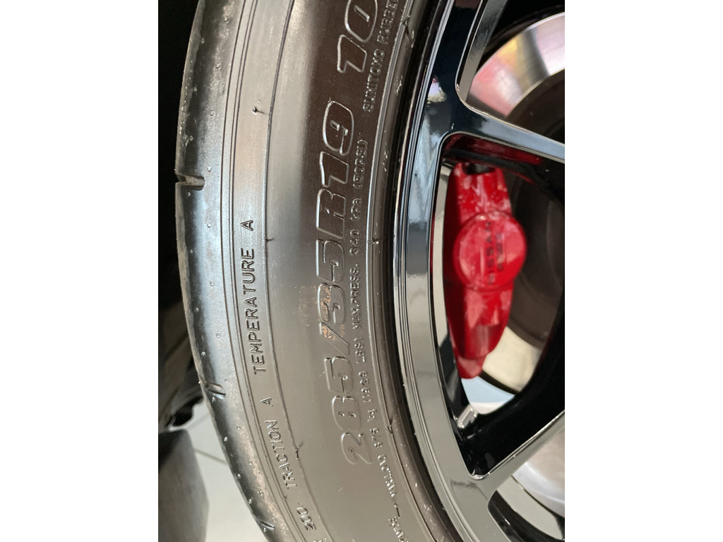 Used 2025 Nissan Z NISMO w/ Floor Mat Package image 21