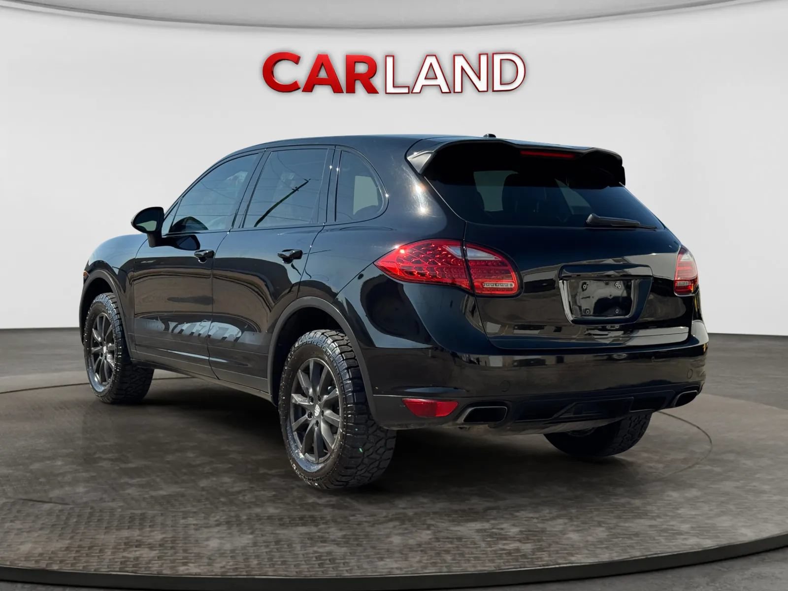 Used 2011 Porsche Cayenne AWD/4WD image 4