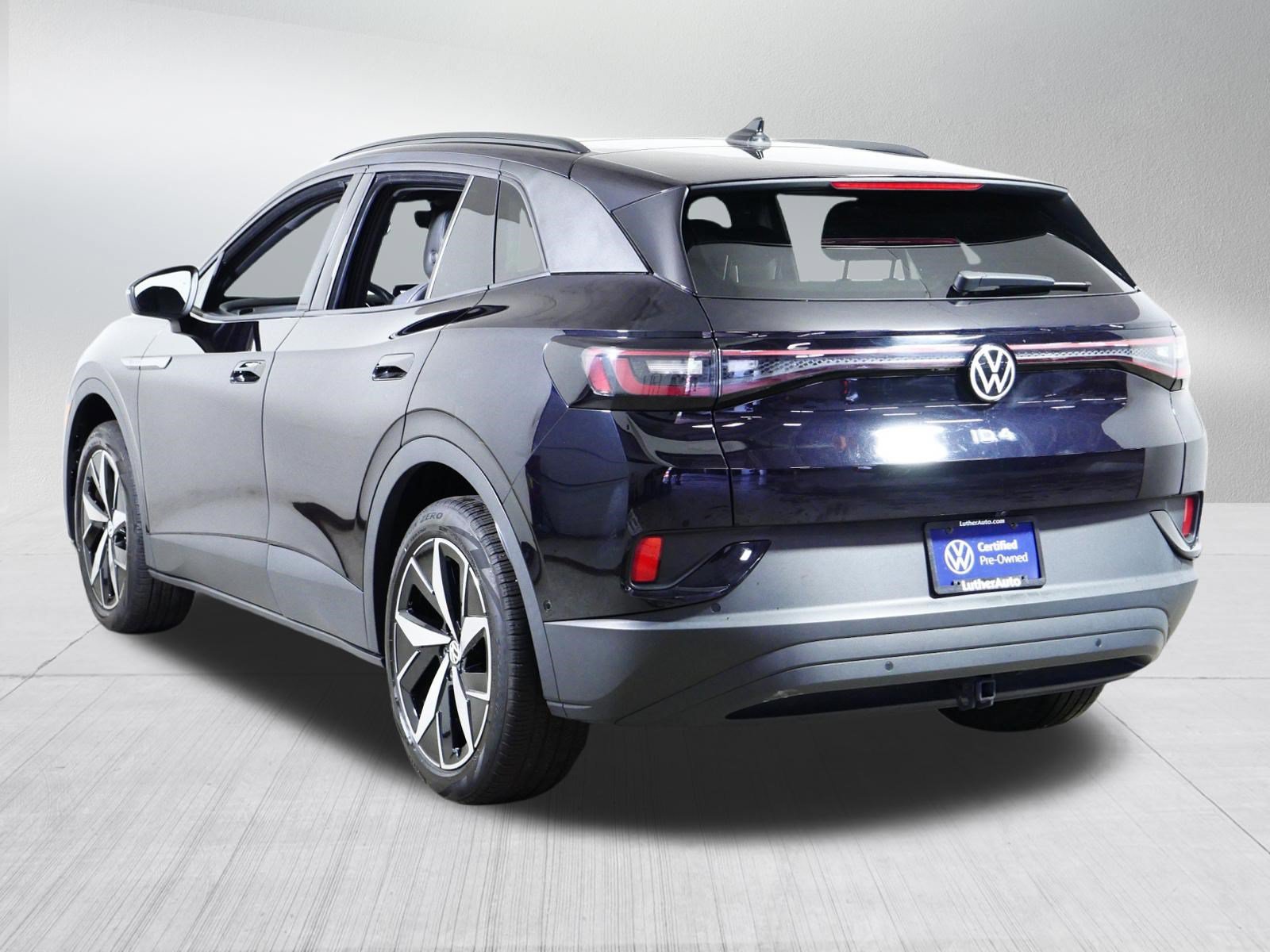 Certified 2023 Volkswagen ID.4 Pro S AWD/4WD image 5