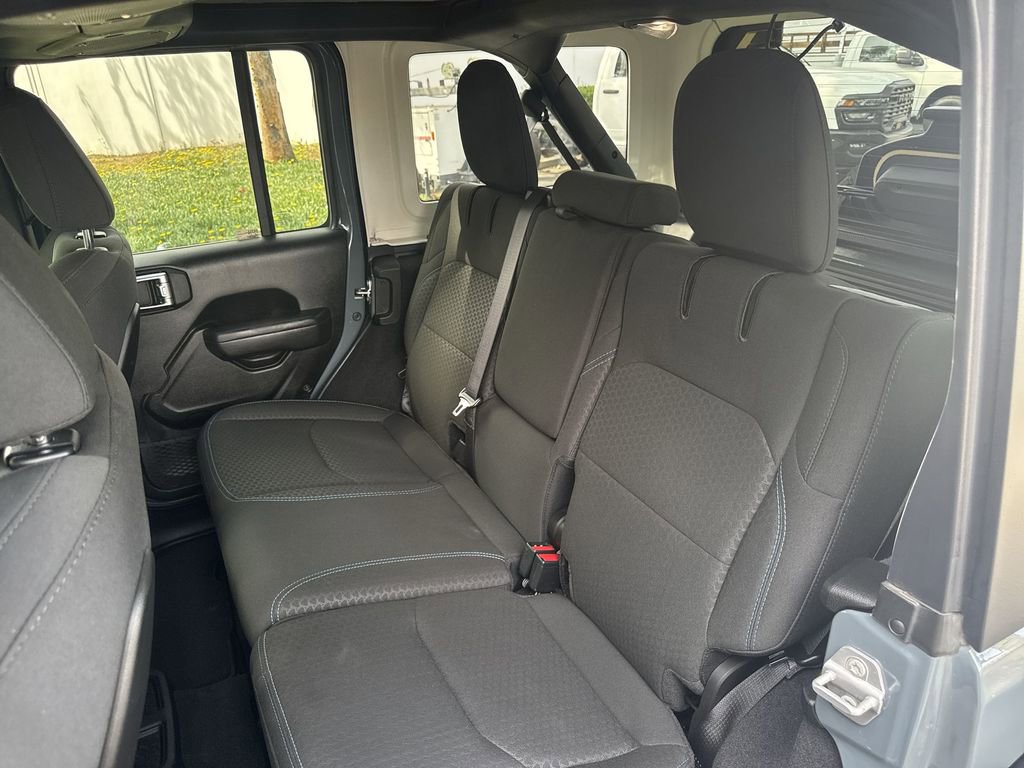 Used 2025 Jeep Wrangler Unlimited Rubicon 4xe w/ Convenience Group image 25