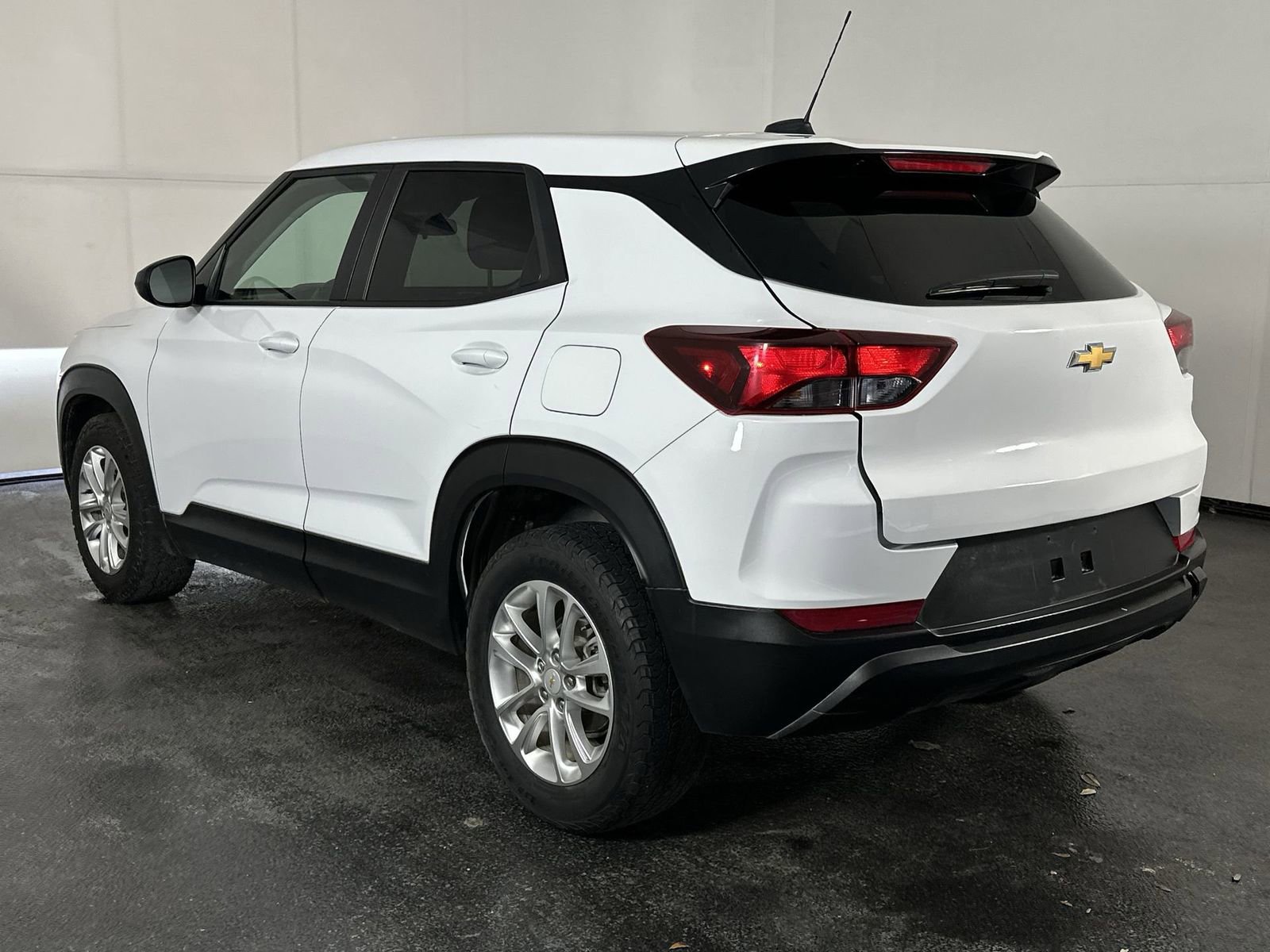 Used 2025 Chevrolet TrailBlazer LS w/ LS Convenience Package image 6