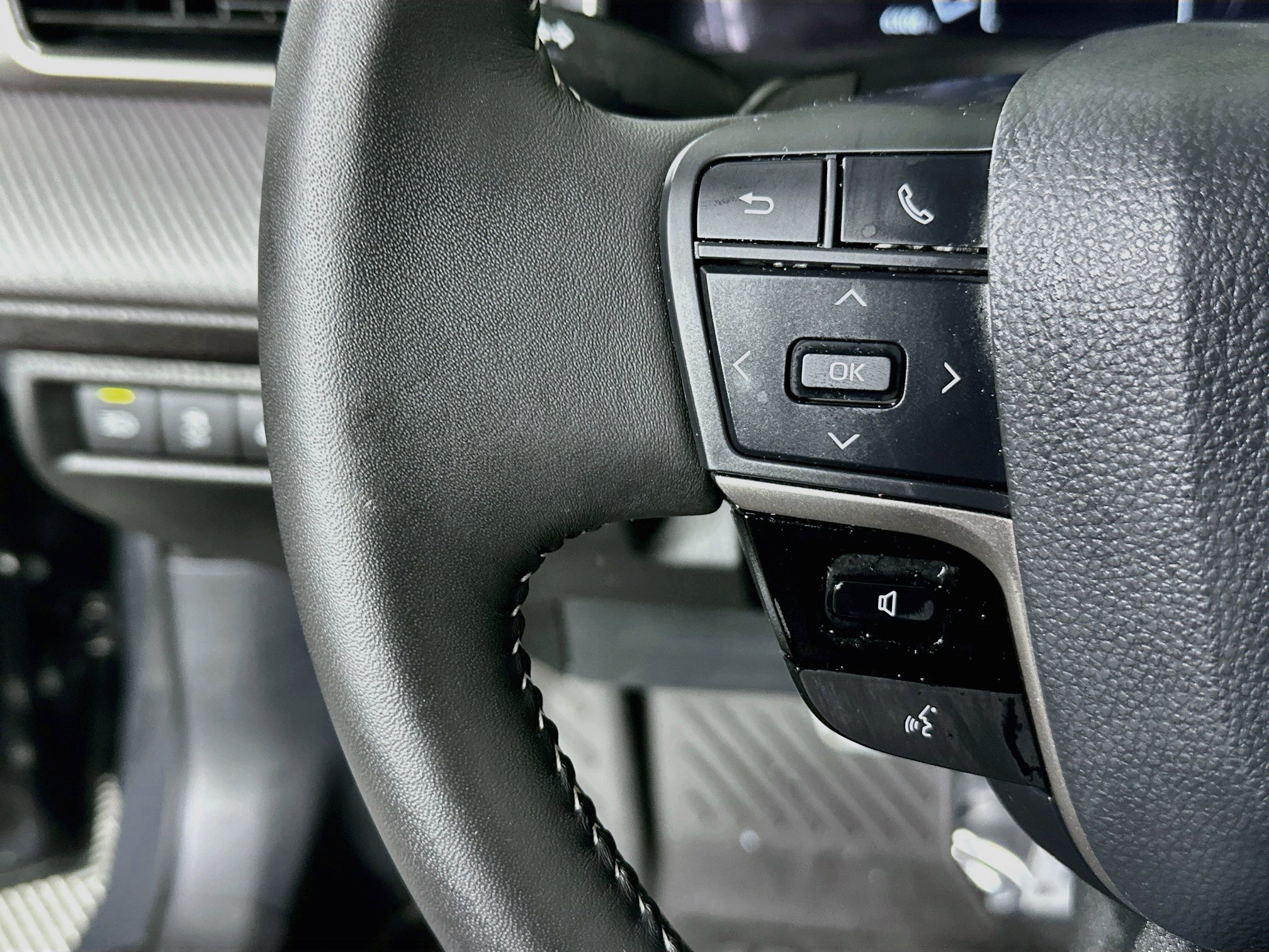 Certified 2026 Toyota Camry SE FWD image 16