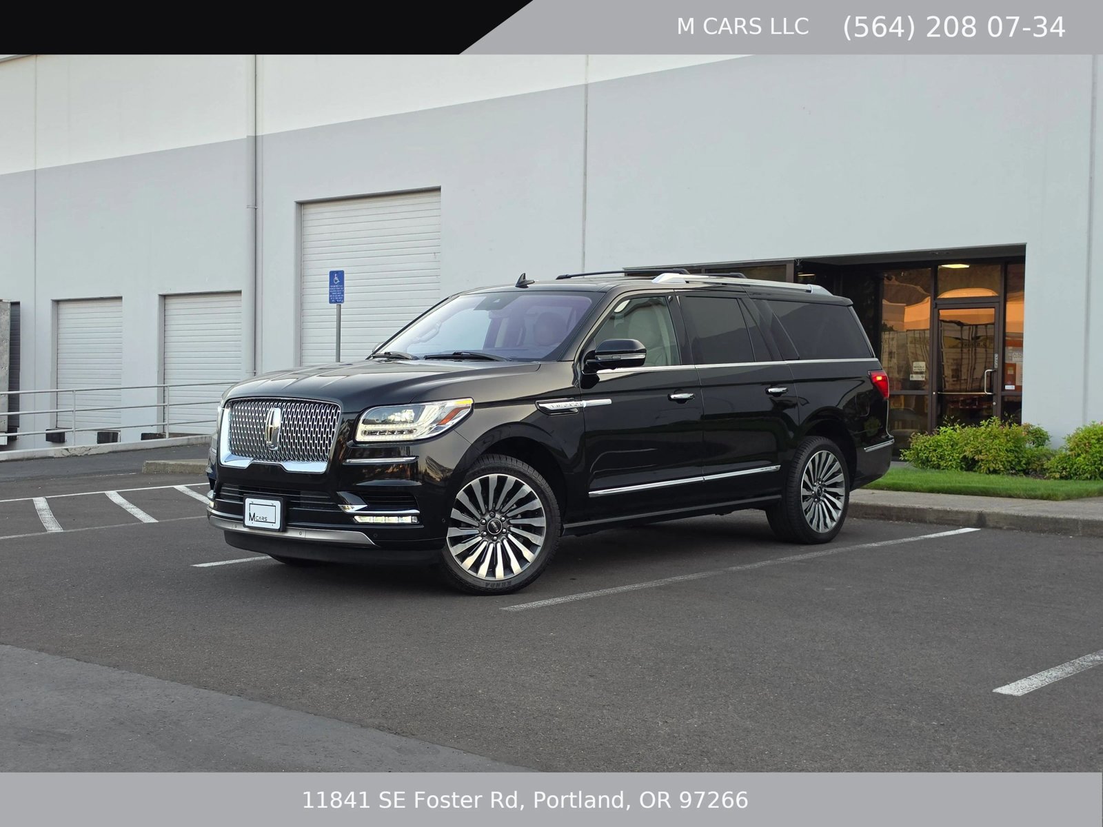 Used 2018 Lincoln Navigator L Reserve w/ Technology Package AWD/4WD image 1
