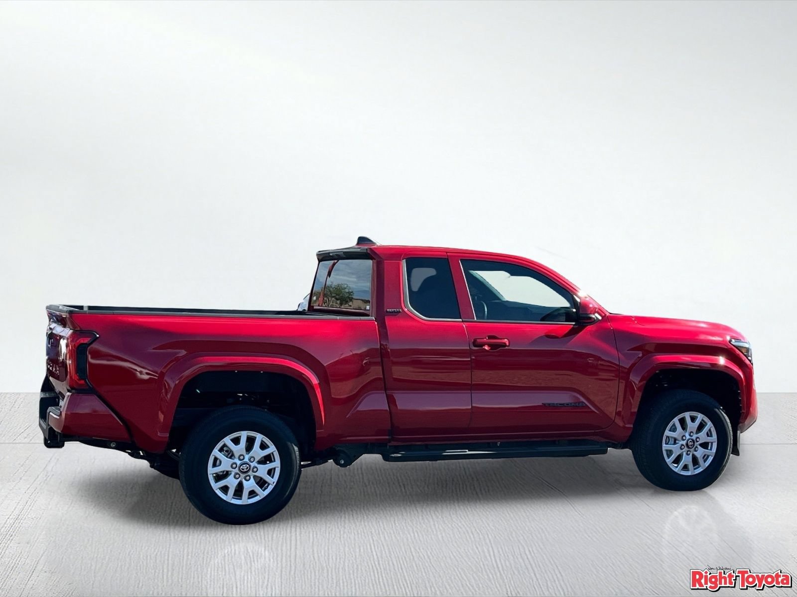 Certified 2026 Toyota Tacoma SR5 AWD/4WD image 7