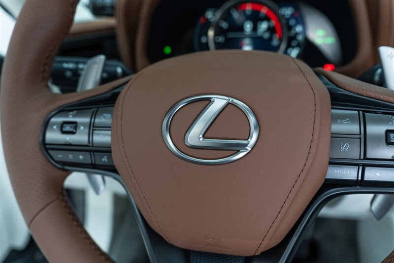 Used 2026 Lexus LC 500 Convertible w/ Inspiration Series RWD image 99