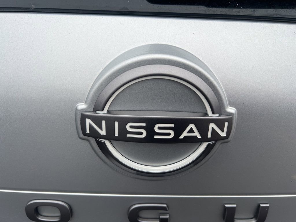 Certified 2024 Nissan Rogue S image 32