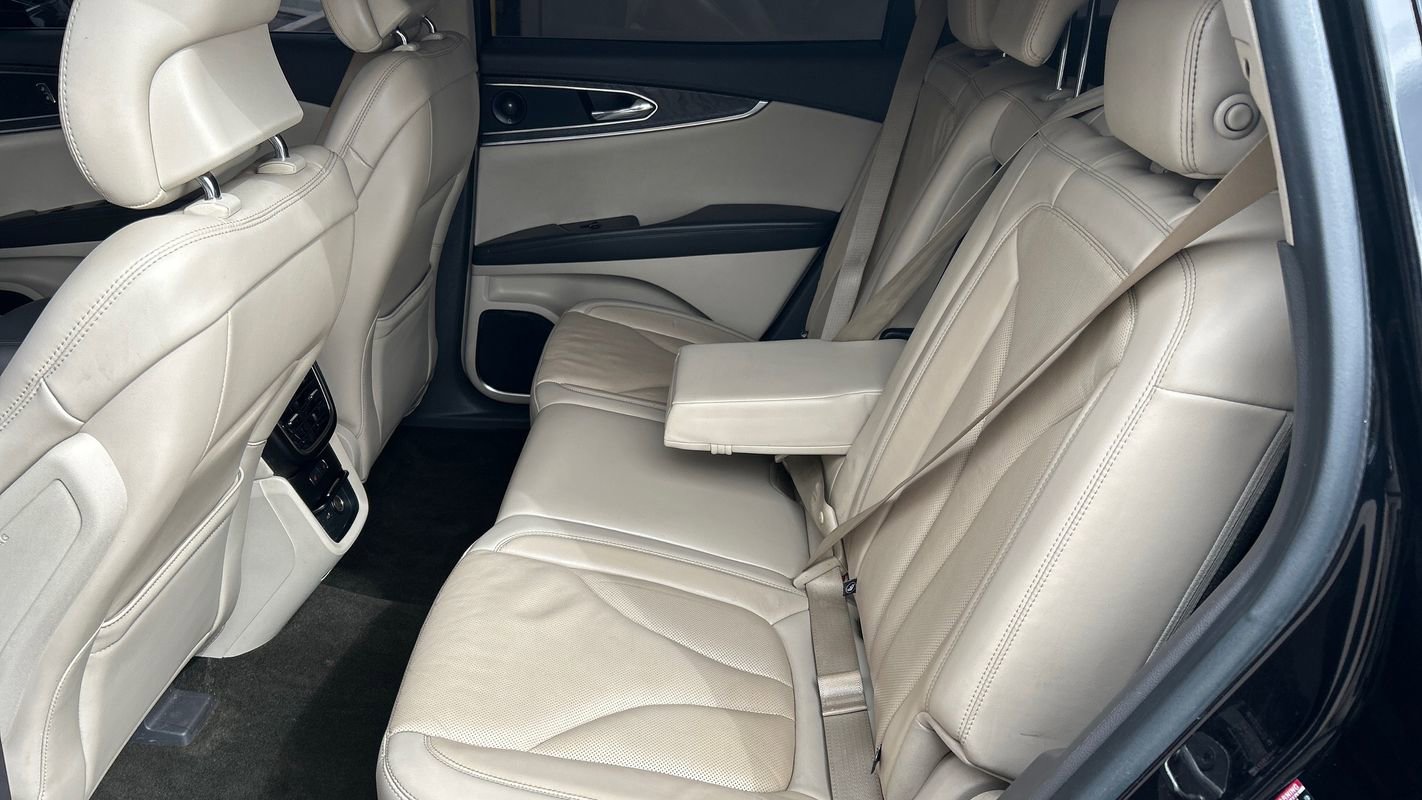 Used 2019 Lincoln Nautilus Reserve image 10