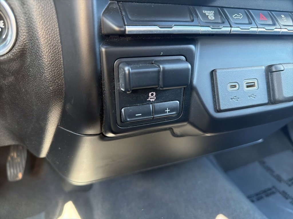Used 2023 Chevrolet Silverado 2500 LT w/ Convenience Package image 29
