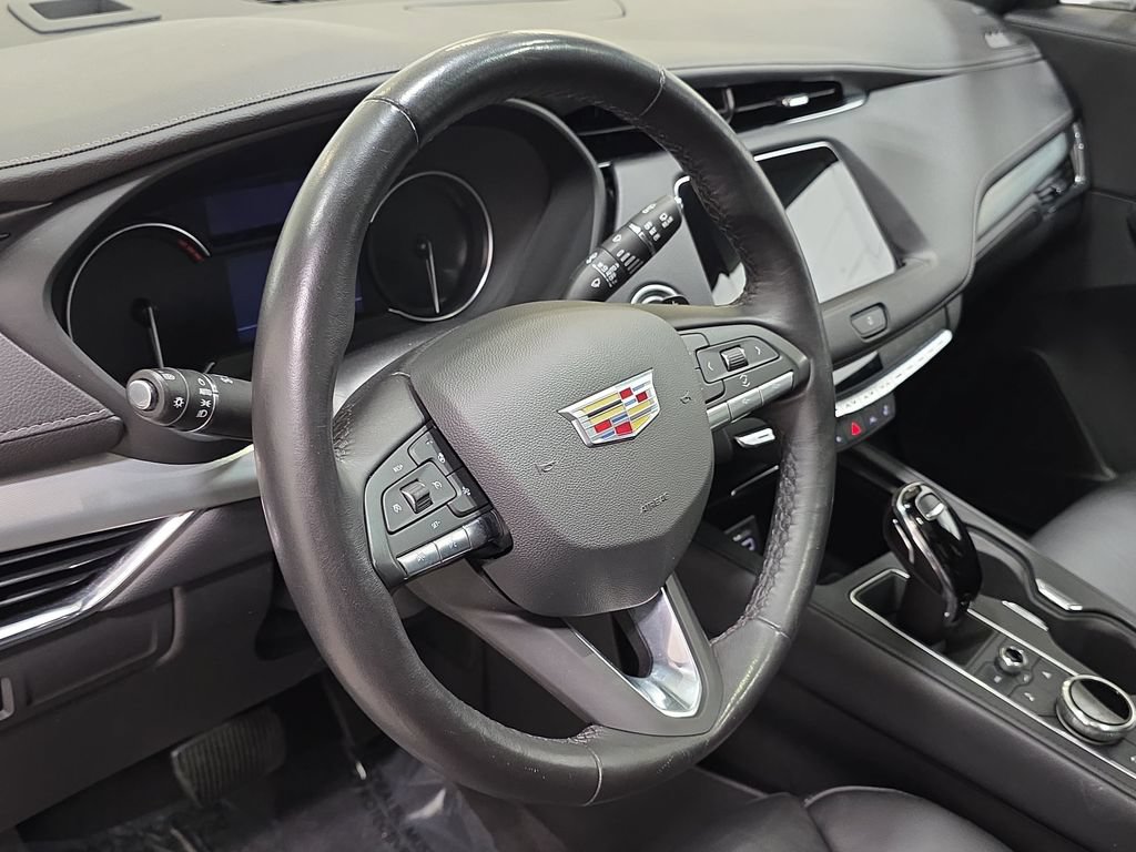 Used 2023 Cadillac XT4 Premium Luxury w/ Cold Weather Package AWD/4WD image 14