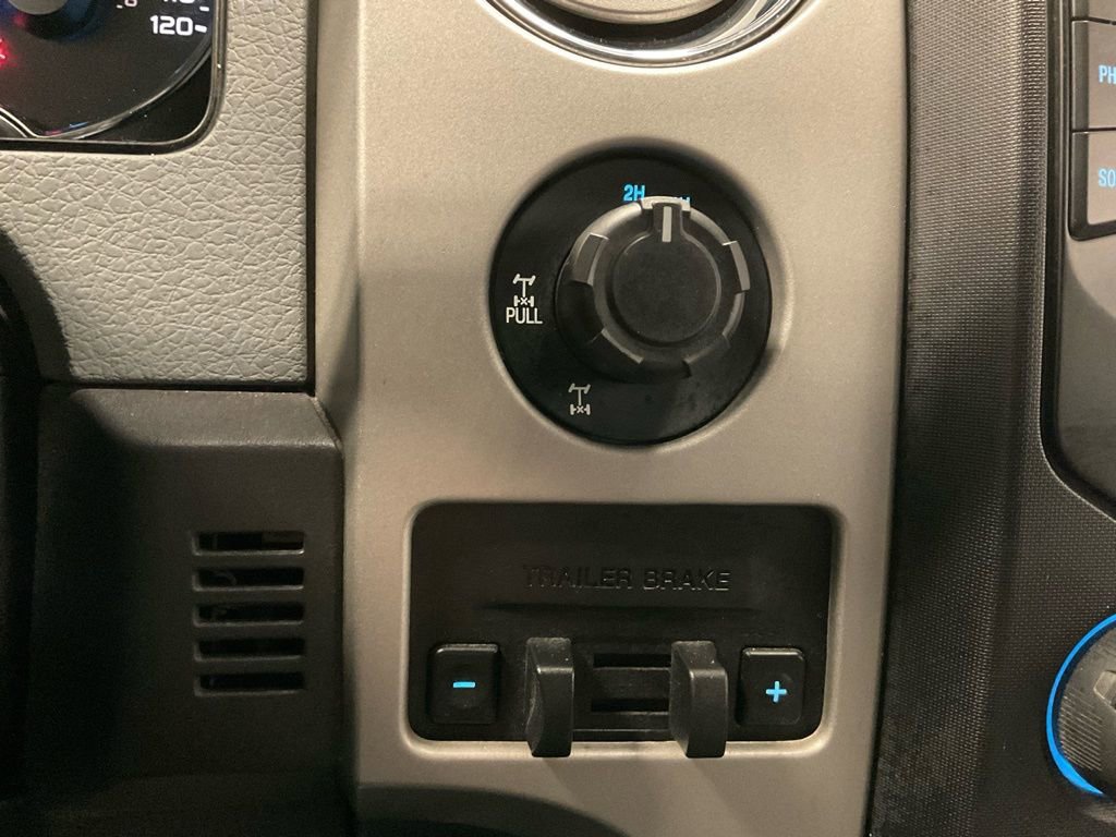 Used 2013 Ford F150 XLT w/ Luxury Equipment Group image 16