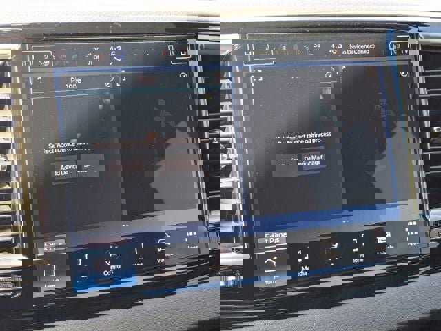 New 2026 Chrysler Voyager LX image 37