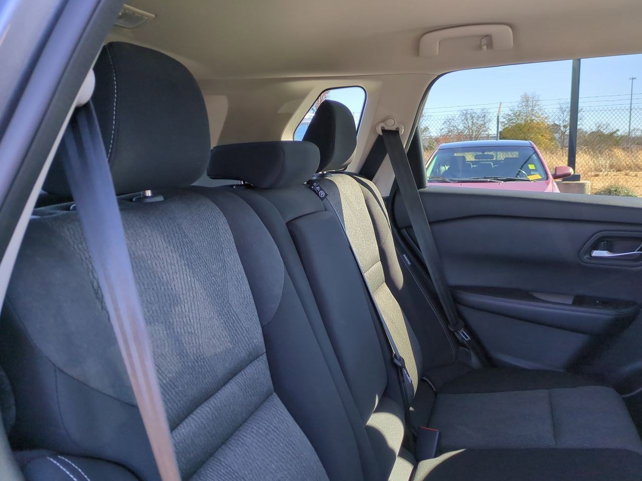 Certified 2024 Nissan Rogue SV image 34