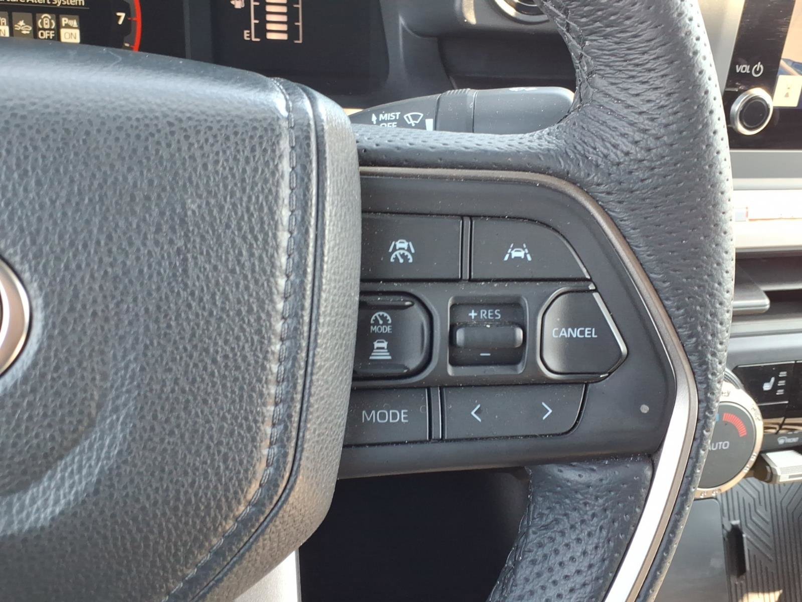 Certified 2025 Toyota Tacoma SR5 w/ SR5 Upgrade Package image 21