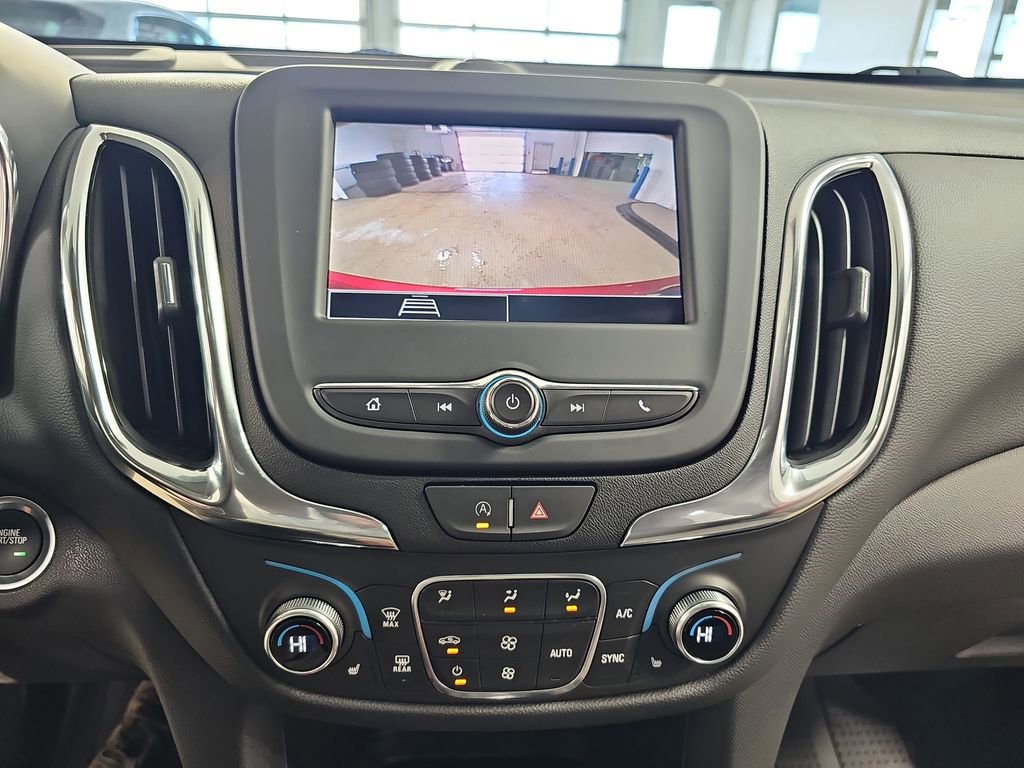 Certified 2024 Chevrolet Equinox LT w/ LPO, Floor Liner Package image 28