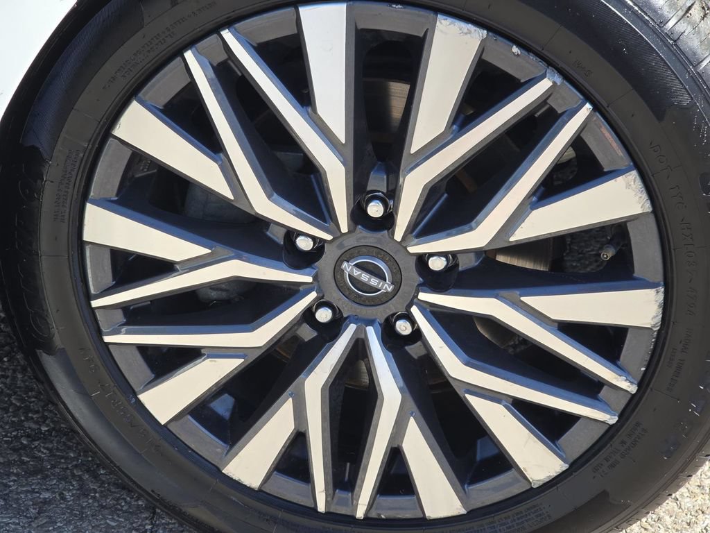 Used 2023 Nissan Altima 2.5 SV FWD image 6