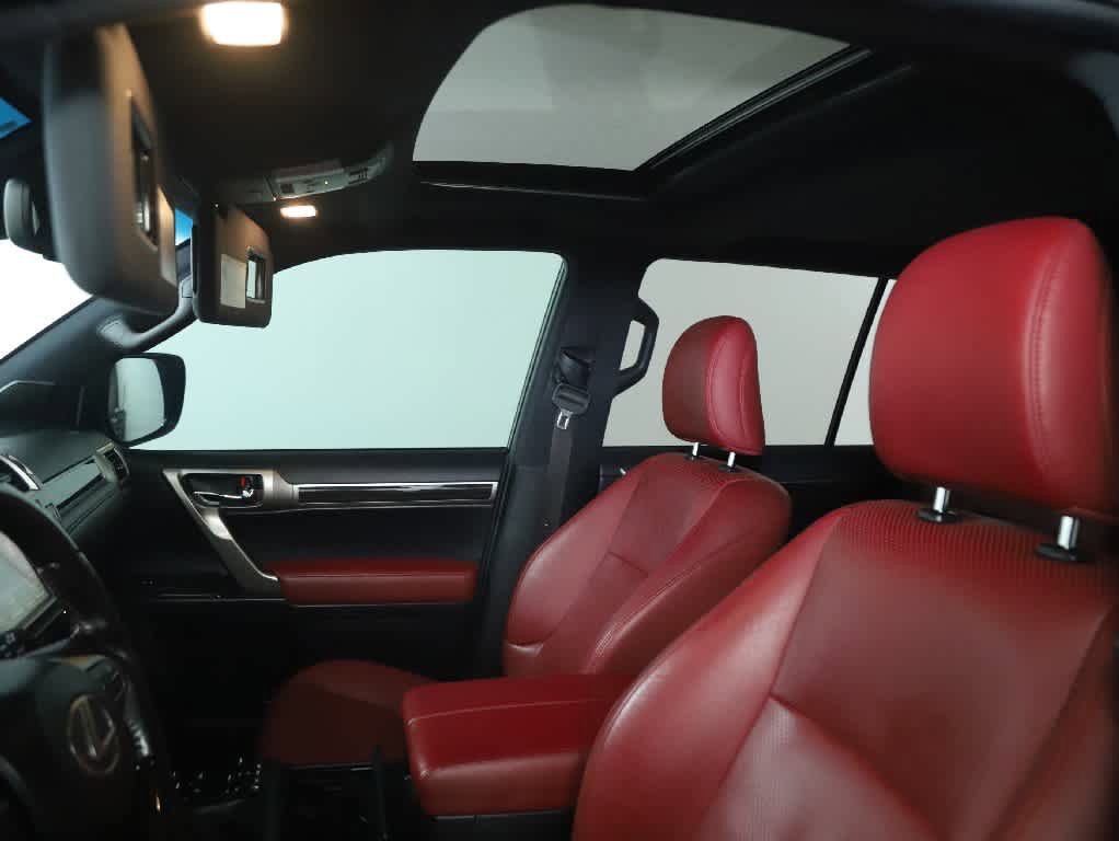 Used 2021 Lexus GX 460 Luxury w/ Accessory Package AWD/4WD image 20