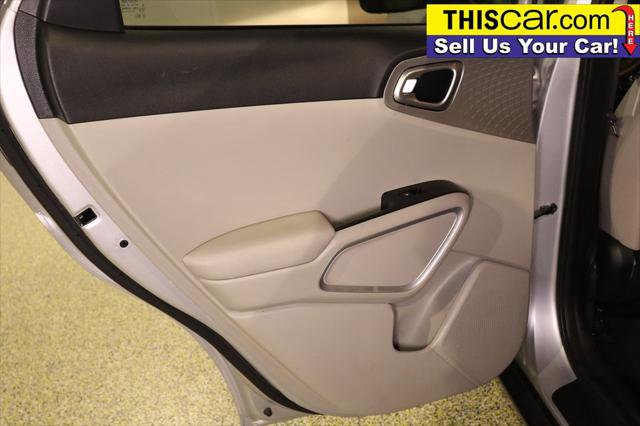Used 2020 Kia Soul LX image 24