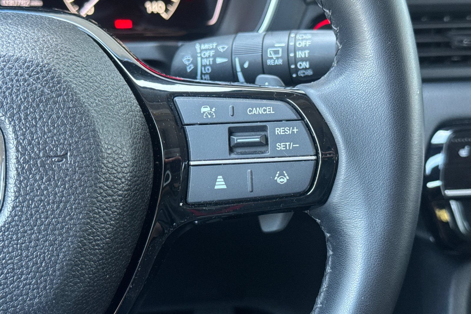 Used 2024 Honda Pilot Touring image 37