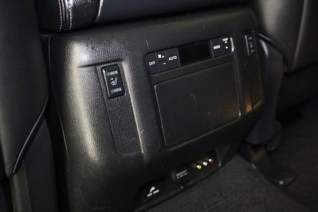 Used 2016 INFINITI QX80 4WD w/ 22" Wheel Package image 32