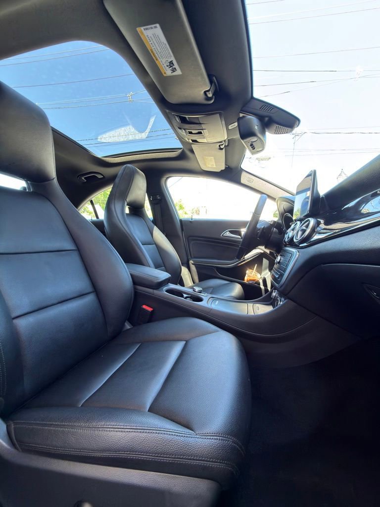 Used 2015 Mercedes-Benz CLA 250 4MATIC w/ Multimedia Package image 11
