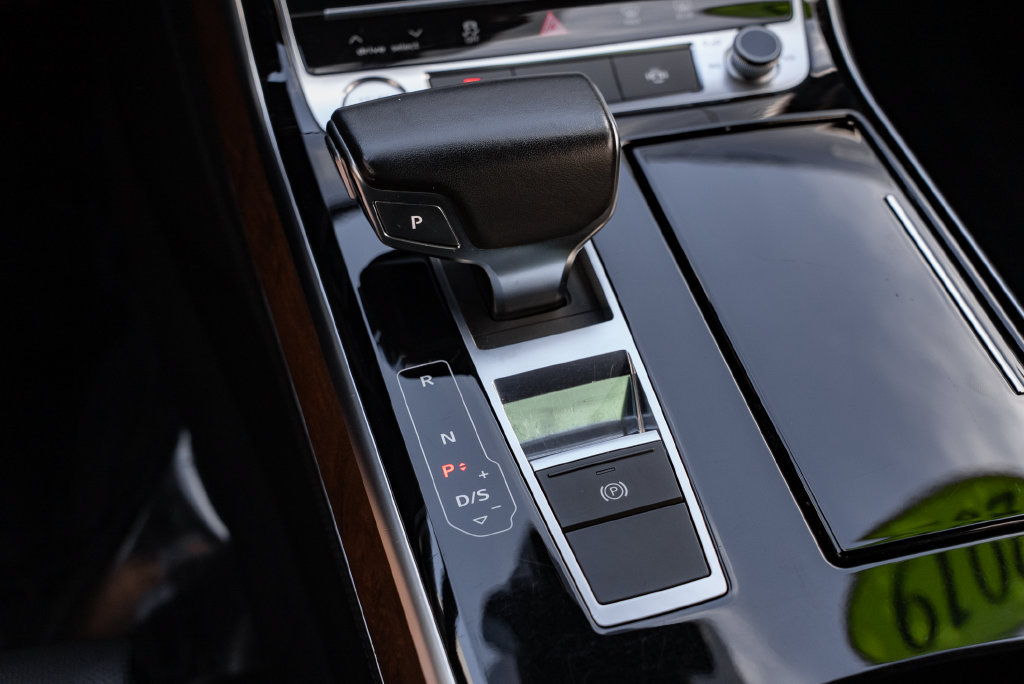 Used 2019 Audi A8 L 3.0T w/ Executive Package AWD/4WD image 19