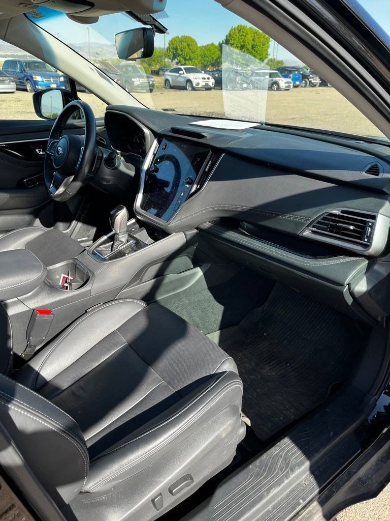 Used 2022 Subaru Outback Limited image 11