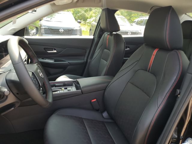 New 2026 Nissan Sentra SR w/ SR Premium Package FWD image 5