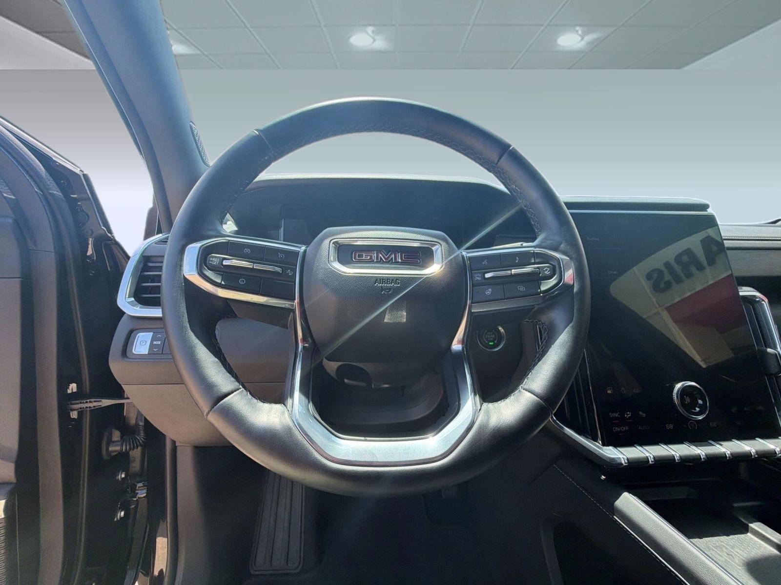 Used 2025 GMC Acadia Elevation FWD image 21
