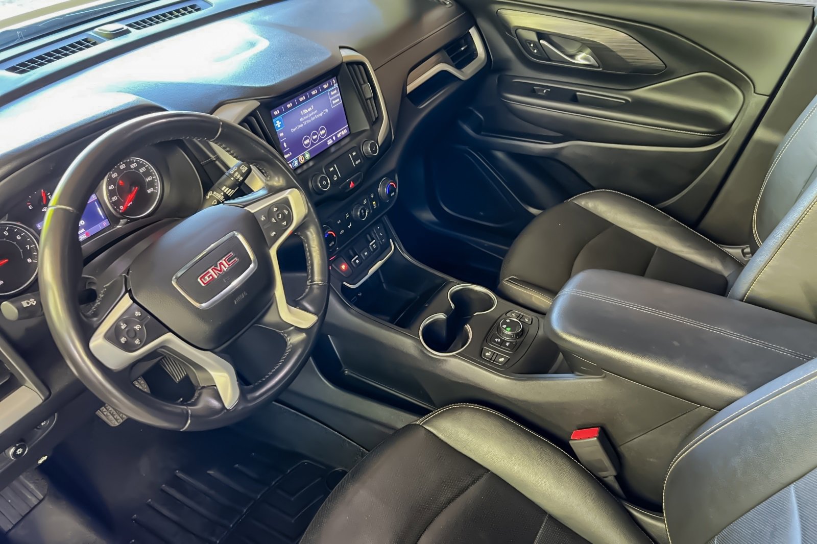 Used 2020 GMC Terrain SLT image 10