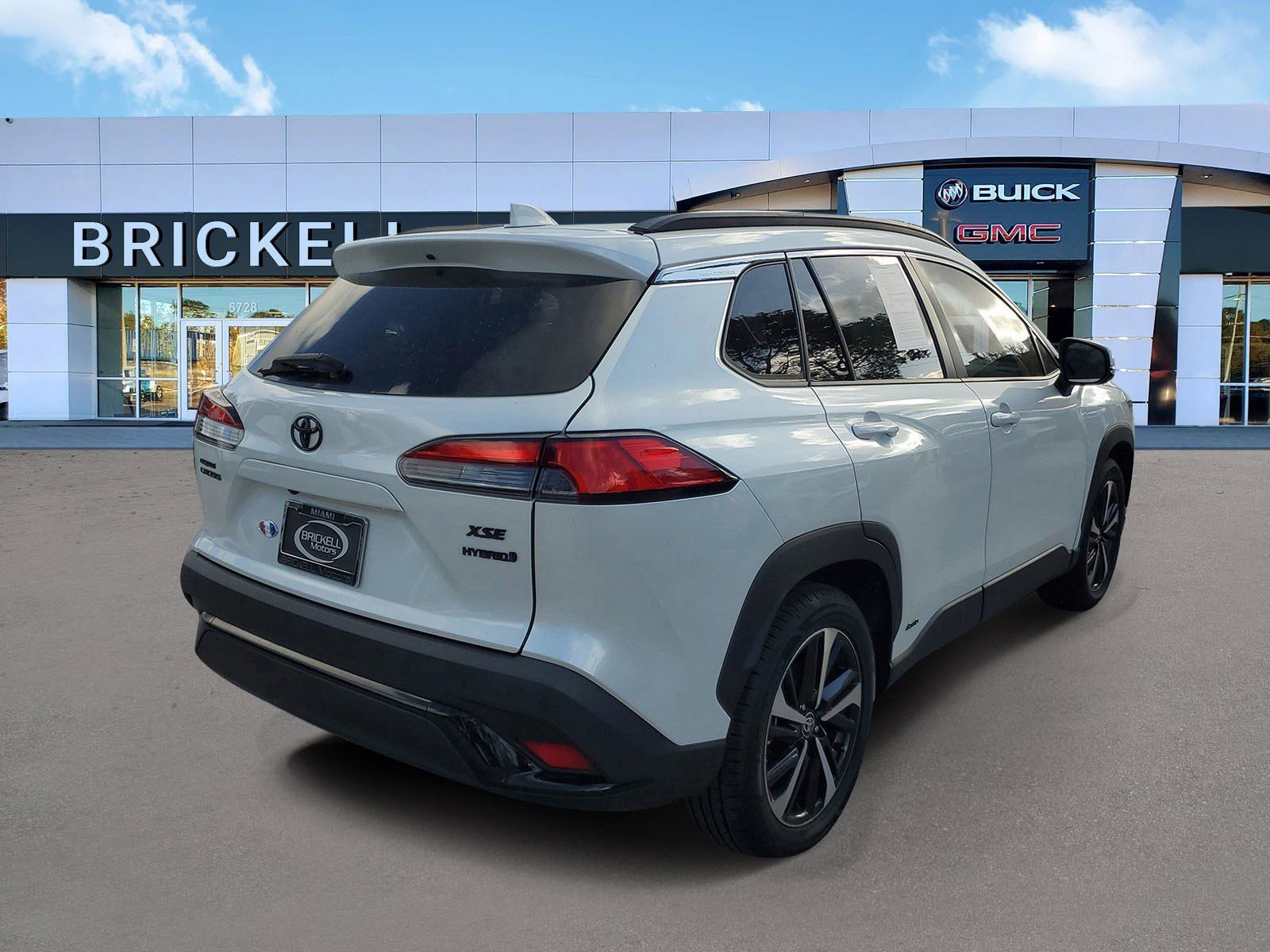 Used 2023 Toyota Corolla Cross XSE w/ Convenience Package image 3