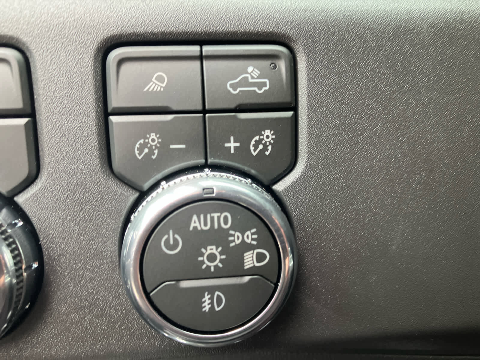 New 2026 GMC Sierra 1500 SLT w/ SLT Premium Package image 16